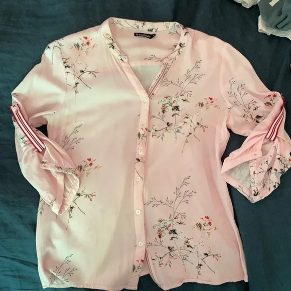 Blouse - Picture 1 of 1